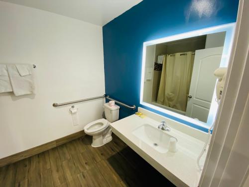 Φωτογραφία από το άλμπουμ του Cozy motel σε Lynwood