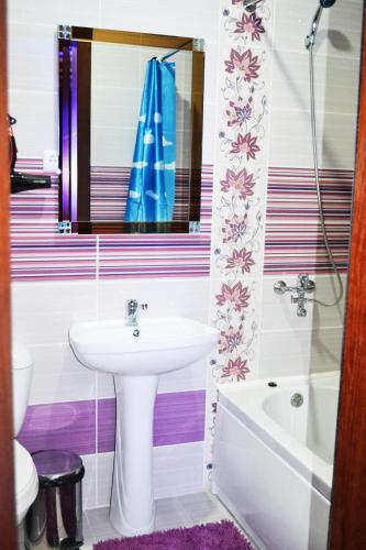 Fotografie z fotogalerie ubytování Shohkand Hotel v destinaci Chkalovsk