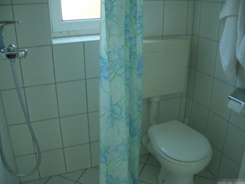 Kúpeľňa v ubytovaní Apartment in Kukljica with sea view, terrace, air conditioning, Wi-Fi (4567-1)