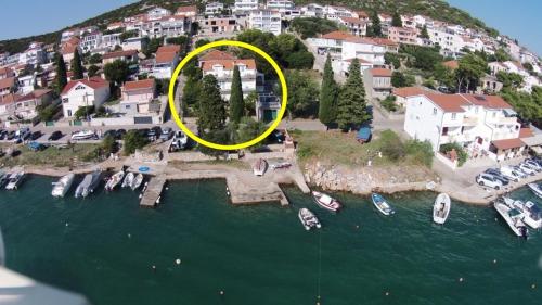 Apartment in Tisno with sea view, balcony, air conditioning, WiFi (4874-3)
