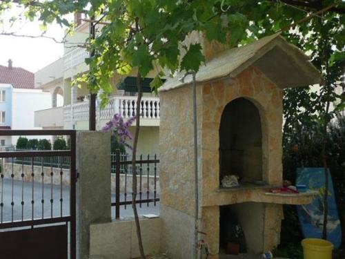 Apartment in Okrug Gornji with Seaview, Terrace, Air condition, WIFI (4790-5), Trogir, Croaţia