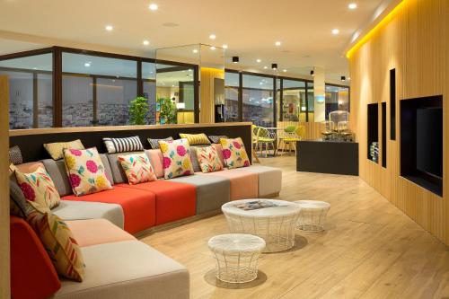 Citadines Ramblas Barcelona photo 13