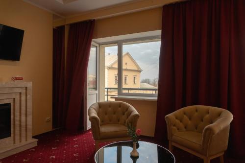 Posezení v ubytování Hotel Ternopil