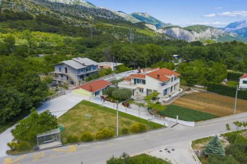 Foto Holiday Home Maslina near Omis 6