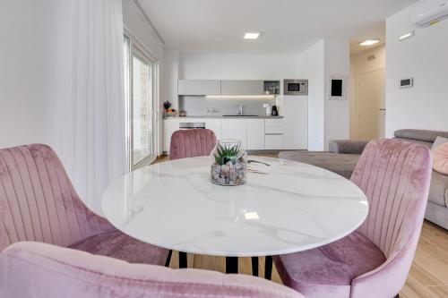 Apartments Corcovado with Heated Pool