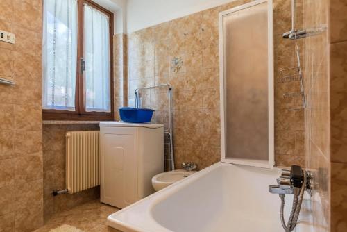 Koupelna v ubytování Ciclamino Standard Vittoria