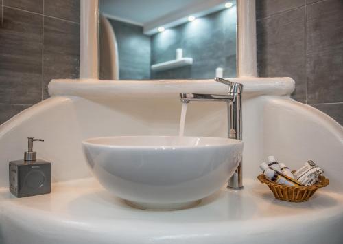 Bilik mandi di Villa Frakosykia