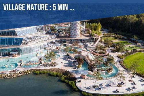 an aerial view of a water park at a resort at Le Duplex - Disneyland - Rooftop - Wifi in Montévrain