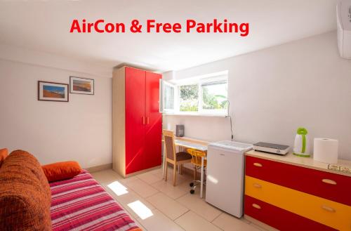 Studio Southwest 1 with AirCon & FREE Parking