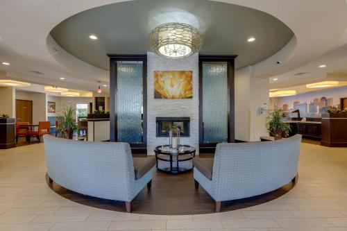 Club Hotel Nashville Inn & Suites Image