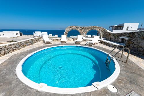 Πισίνα στο ή κοντά στο Golden Sunset Villas