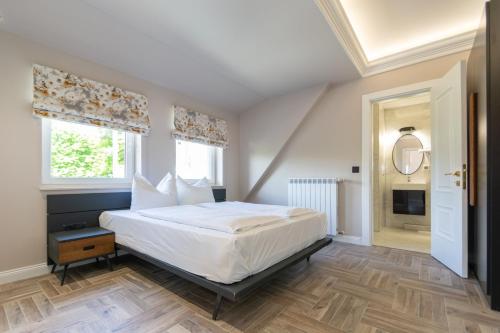 2H Horizon Hotel photo 16