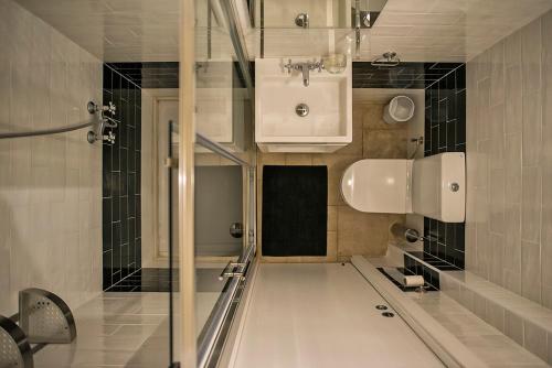 Un baño de No 68 in Valletta