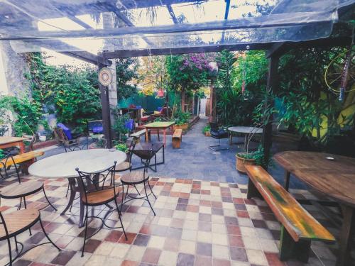 Charruas hostelにあるレストランまたは飲食店