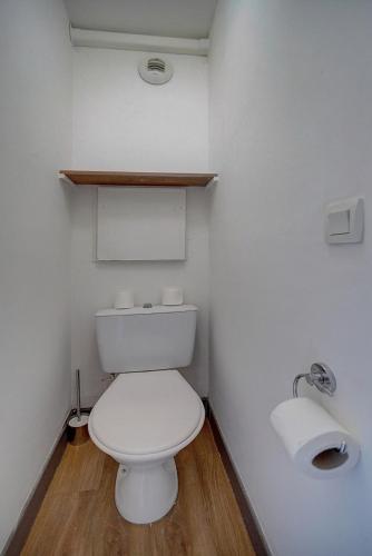 Upstays - 2 Rooms - Pool - Garden - Terrace