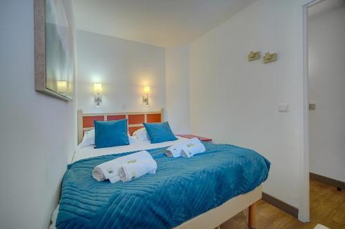 Upstays - 2 Rooms - Renovated - Pool - Air