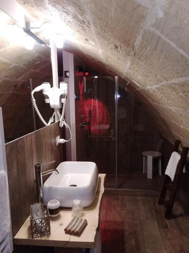 Ένα μπάνιο στο Recinto antico Sweet Rooms