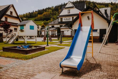 Gallery image of Pensjonat LUBAŃ in Ochotnica Górna