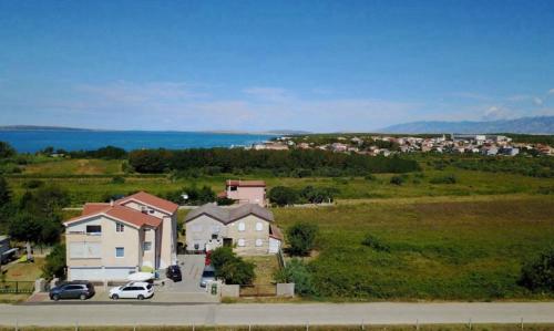 Apartment in Vrsi with Balcony, Air conditioning, Wi-Fi (4824-4)