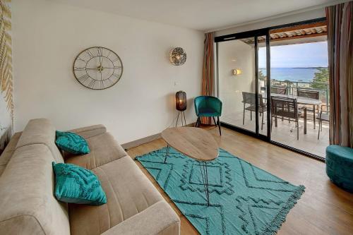 Upstays - 2 Rooms sea view - Renovated - Pool