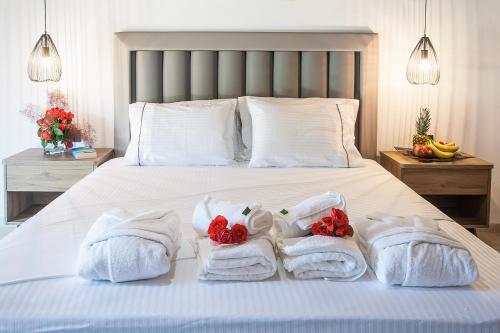 Postel nebo postele na pokoji v ubytování Hermes Hotel
