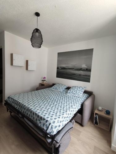 Postel nebo postele na pokoji v ubytování Le Danycan - 18mn à pied gare TGV