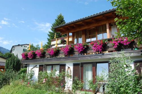 Imagen de la galería de Hotel - Pension - Heidelberg, en Ruhpolding