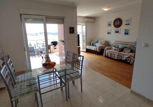 Apartment Idlerocks