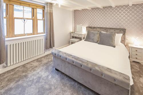 Host & Stay - 11 Bakehouse Yard – Photos 3
