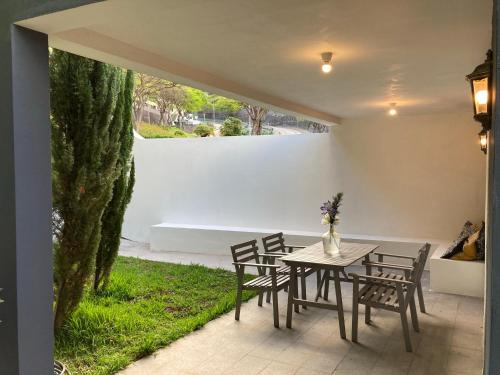 Calheta Beach House T1
