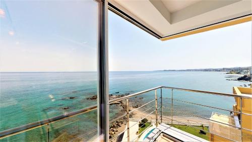 Fotografie z fotogalerie ubytování Perla Torremuelle Front Line Duplex v destinaci Torremuelle