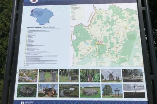 a map of the state of ontario at Vaivute Apartments No2 in Darbėnai