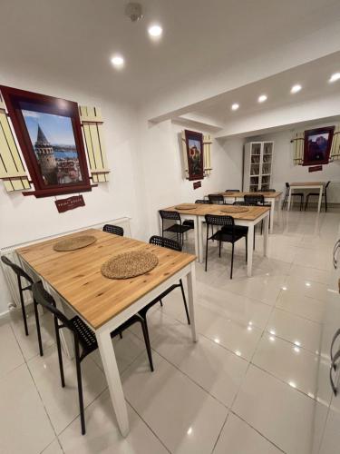 Un lugar para sentarse en The Print House Hotel