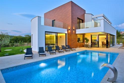 Holiday house in Višnjan with sea view, terrace, air conditioning, Wi-Fi (4840-1)