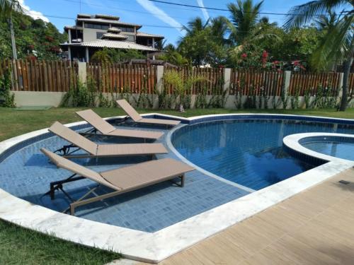 Foto dalla galleria di Village em Itacimirim 5km Praia forte e Guarajuba. a Camaçari