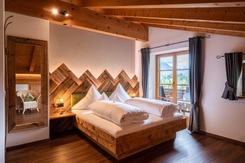 Postel nebo postele na pokoji v ubytování Landhaus Eggensberger