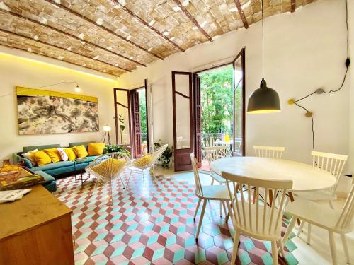Tyche apartment