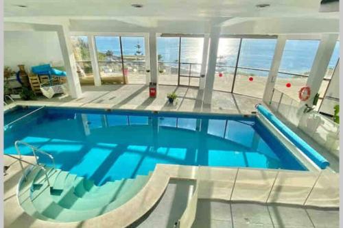 Amazing frontline sea views Studio apartment Castillo Del Vigia Torremolinos