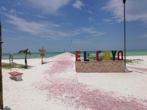 Playa de o cerca de este apartamento