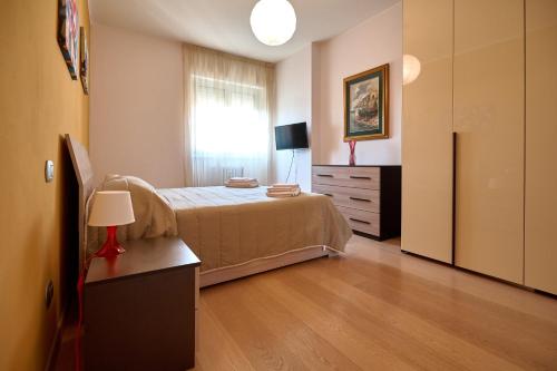 Posteľ alebo postele v izbe v ubytovaní Skyline Apartment