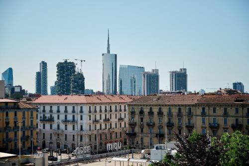 Skyline Apartment