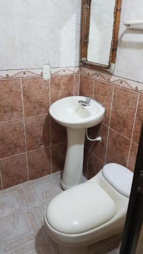 Ett badrum på Balneario Chorillano