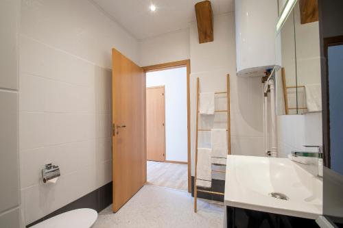 Koupelna v ubytování Exclusive 2 Bedroom Apartment