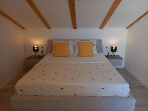 Katil atau katil-katil dalam bilik di Seaview Suites Ondina