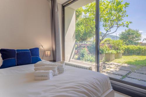 Foto HAPPY HOLIDAY Spazio aperto con vista mare 2