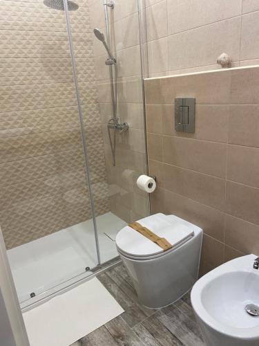Un baño de Room27