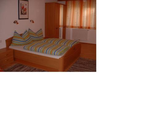 Ένα ή περισσότερα κρεβάτια σε δωμάτιο στο Haus Josefine