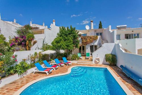 Villa Cinco by Villa Plus