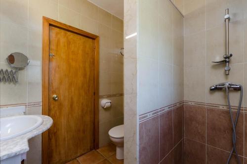 Ένα μπάνιο στο YourHouse La Suerte