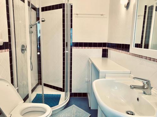 Ett badrum på Appartamento Vasiliki
